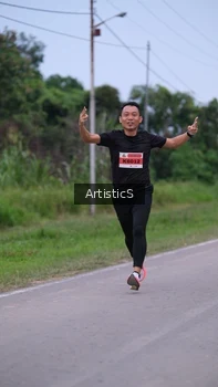 Runner Photo 2100248