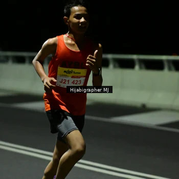 Runner Photo 2100262