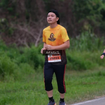 Runner Photo 2100298