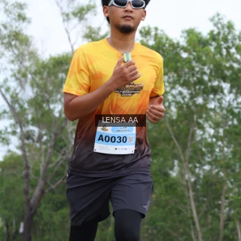 Runner Photo 2100356