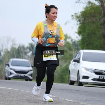 Runner Photo 2100386