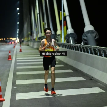 Runner Photo 2100665