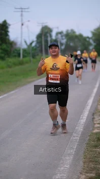 Runner Photo 2100759