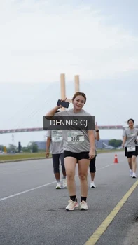 Runner Photo 2100821
