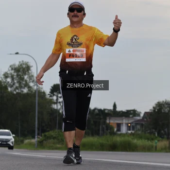 Runner Photo 2100889