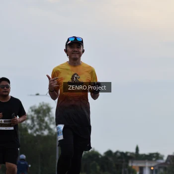 Runner Photo 2100932