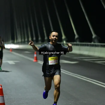 Runner Photo 2100965