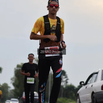 Runner Photo 2101097