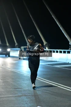 Runner Photo 2101103