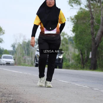 Runner Photo 2101131