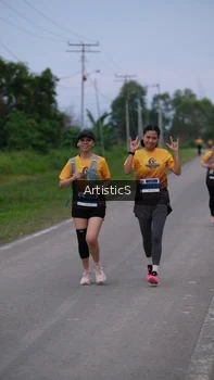 Runner Photo 2101282
