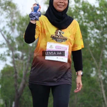 Runner Photo 2101354
