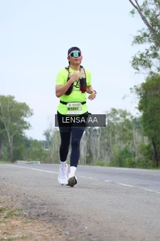 Runner Photo 2101500