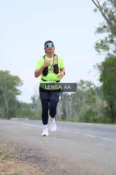 Runner Photo 2101502