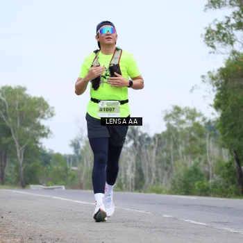 Runner Photo 2101510