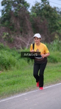 Runner Photo 2101512