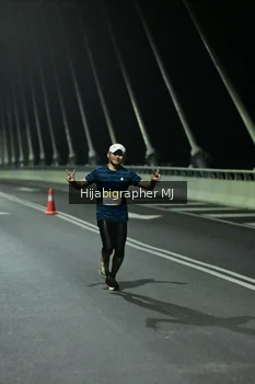 Runner Photo 2101582