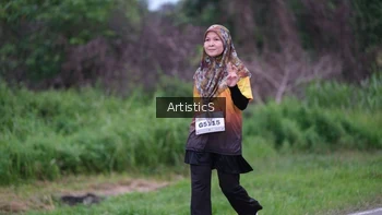 Runner Photo 2101693