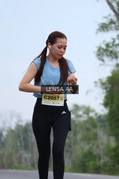 Runner Photo 2101793