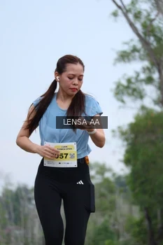 Runner Photo 2101817