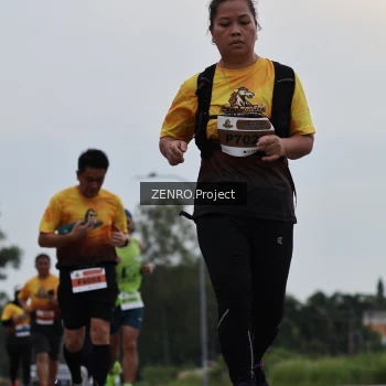 Runner Photo 2102005