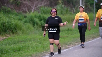 Runner Photo 2102006