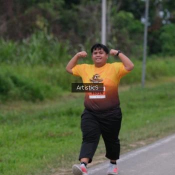 Runner Photo 2102174
