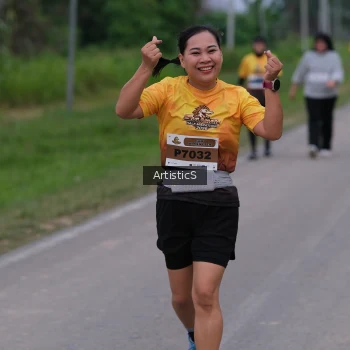 Runner Photo 2102202