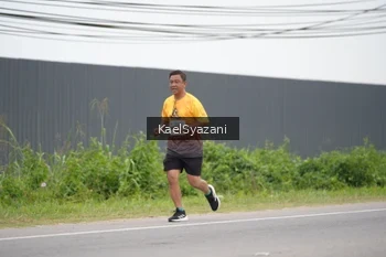 Runner Photo 2102302