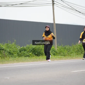 Runner Photo 2102322
