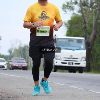 Runner Photo 2102482