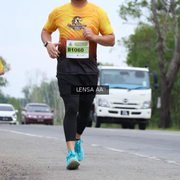 Runner Photo 2102489