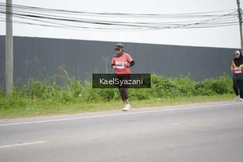 Runner Photo 2102618