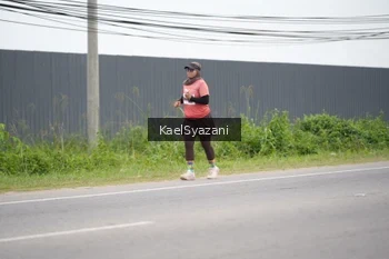 Runner Photo 2102629