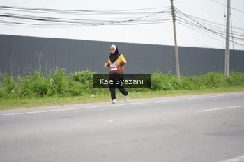 Runner Photo 2102636