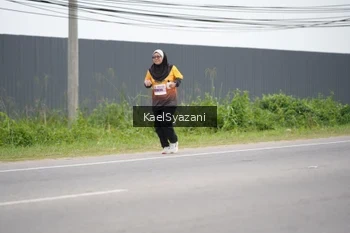 Runner Photo 2102661