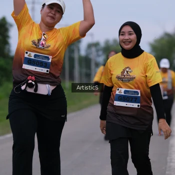 Runner Photo 2102670