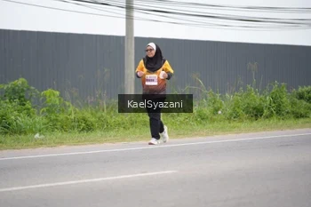 Runner Photo 2102675