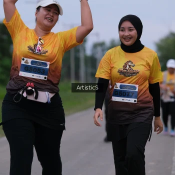 Runner Photo 2102689