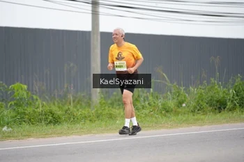 Runner Photo 2102700
