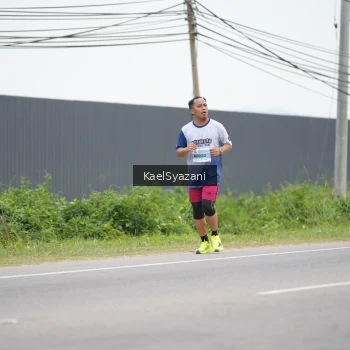 Runner Photo 2102704