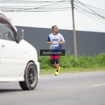 Runner Photo 2102718