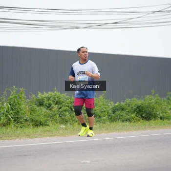 Runner Photo 2102722