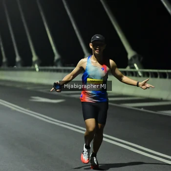 Runner Photo 2102746