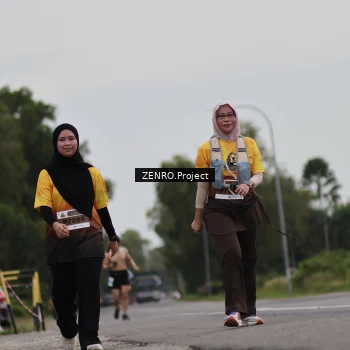 Runner Photo 2102758