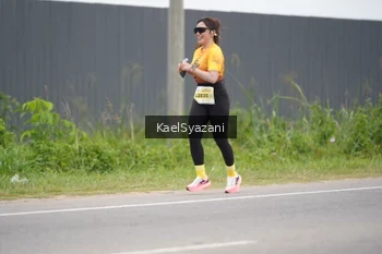 Runner Photo 2102812