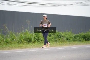 Runner Photo 2102856