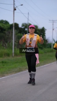 Runner Photo 2102896