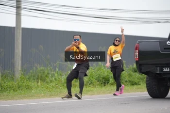 Runner Photo 2102937