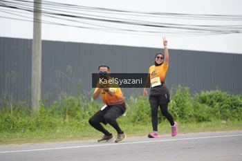 Runner Photo 2102942